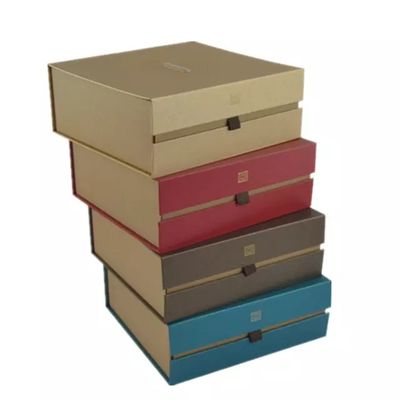 Подарочные коробки ювелирных изделий коробок упаковки картона цвета CMYK/Pantone Recyclable изготовленные на заказ