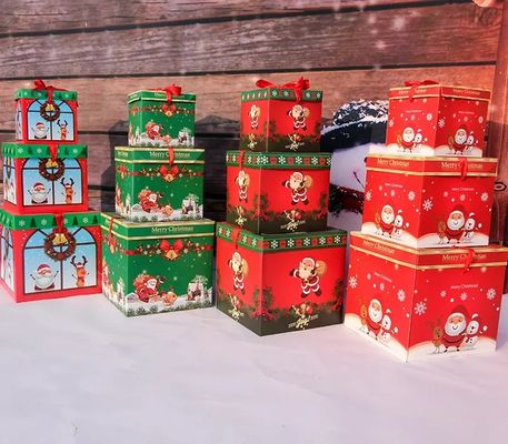 Крышка и низкопробная коробка украшений рождества подарочных коробок рождества с лентой